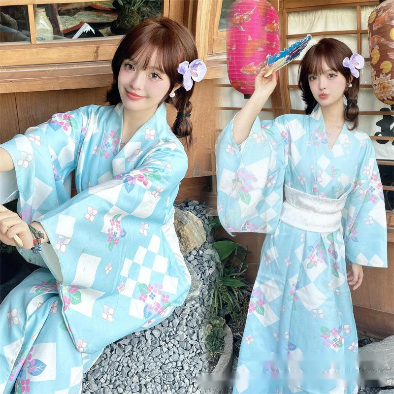 Photography Japanese - The new kimono style is an